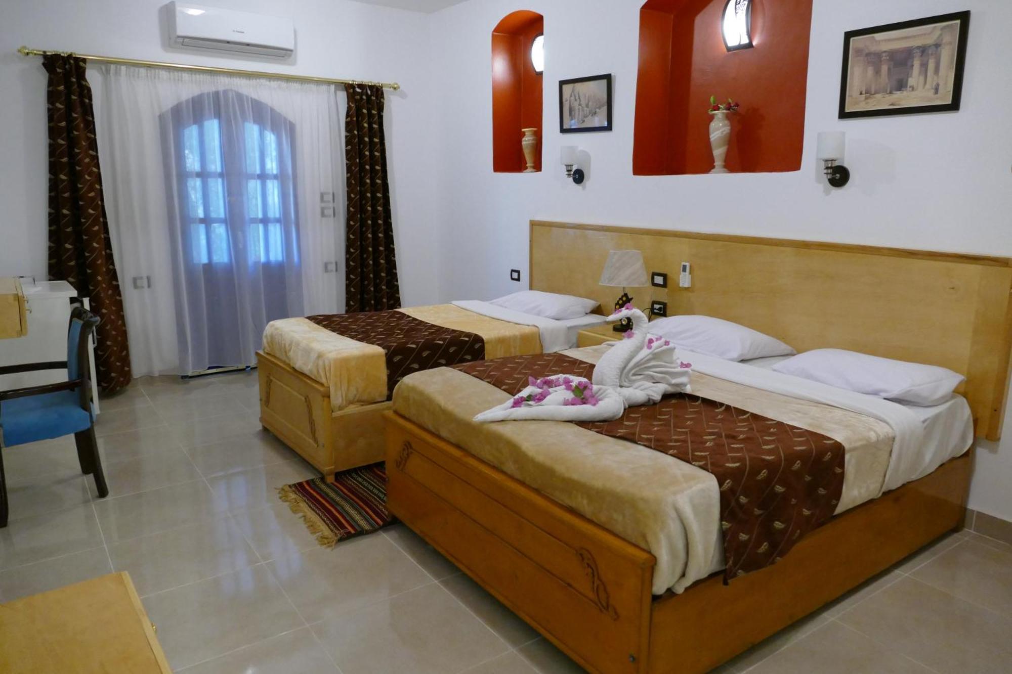 El Gezira Garden Hotel ลักซอร์ ภายนอก รูปภาพ