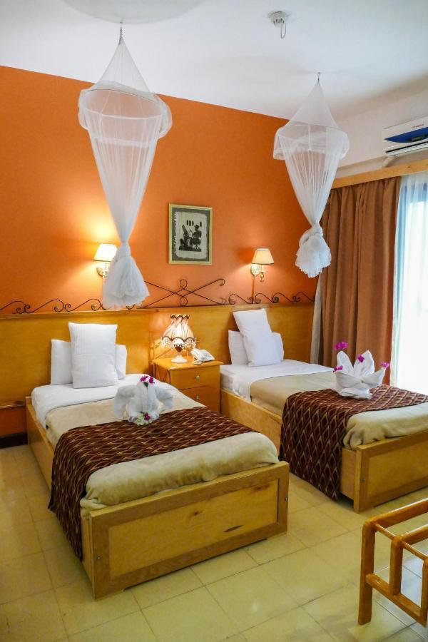 El Gezira Garden Hotel ลักซอร์ ภายนอก รูปภาพ