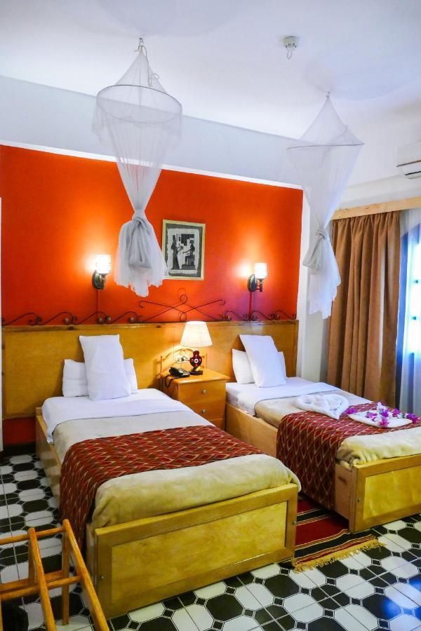 El Gezira Garden Hotel ลักซอร์ ภายนอก รูปภาพ