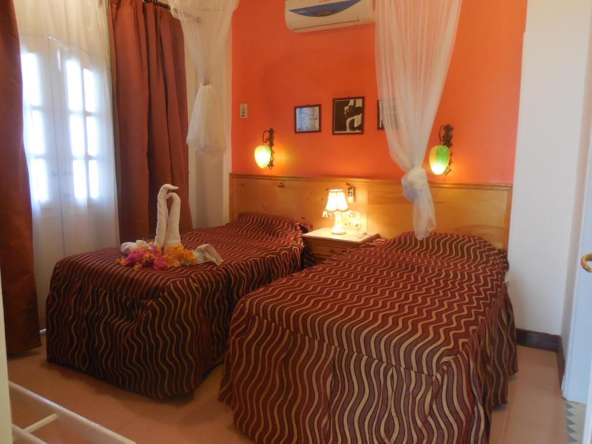 El Gezira Garden Hotel ลักซอร์ ภายนอก รูปภาพ